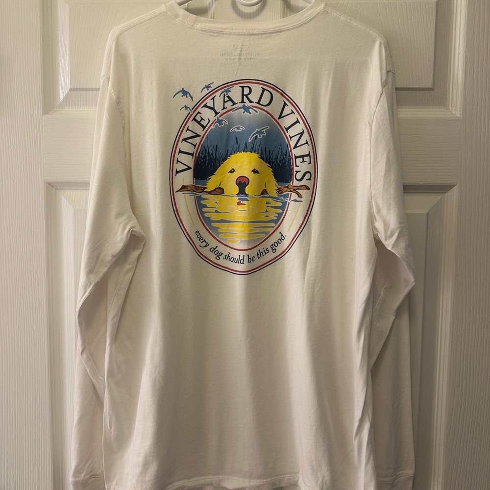 NWOT Vineyard Vines Size L    White Long-Sleeve